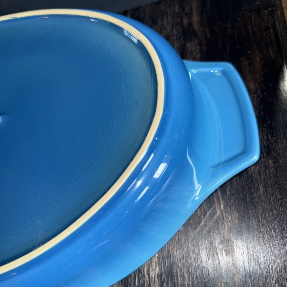 Rare Vintage 2015 Le Creuset oval baker Blue with cover  lid.